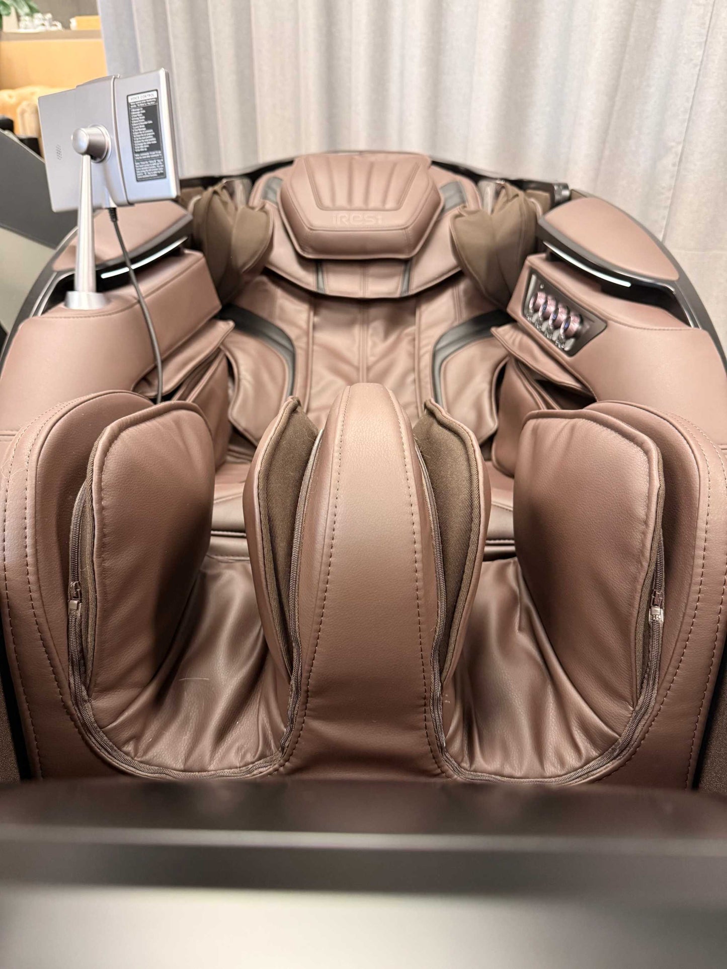 Massage chair iRest Maesthron (A801)