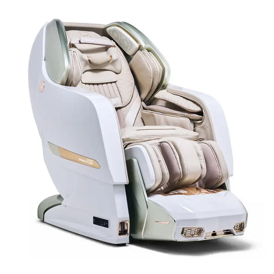 High-tech BODYFRIEND PHANTOM CARE massage chair in stylish wit en beige met uitschuifbare voetsteun