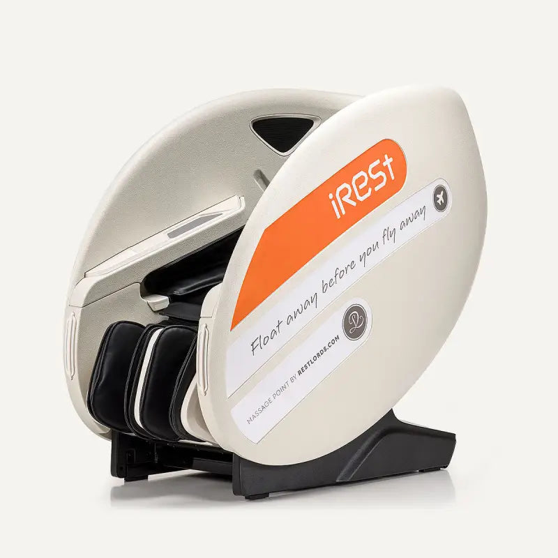 Witte en oranje IROPS-massagestoel iRest R-Pass T103 met zwart basis en gebogen design